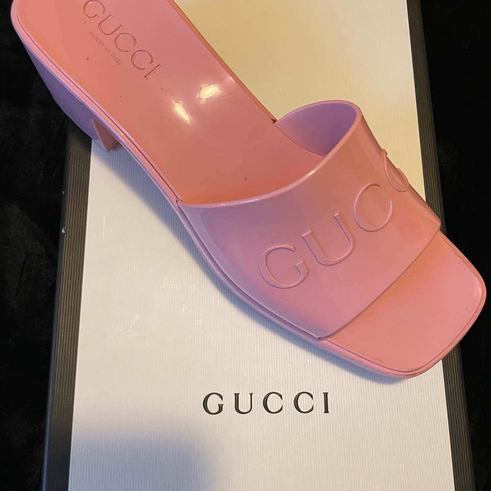 Gucci Rubber Slide Sandal - Picture 4 of 5